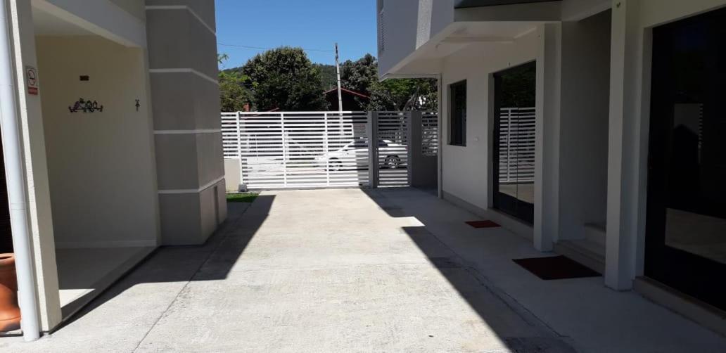 Ferienwohnung Residencial Franca Garopaba Exterior foto